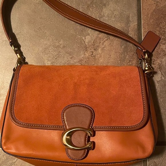 Coach Handbags - Coach tabby bag